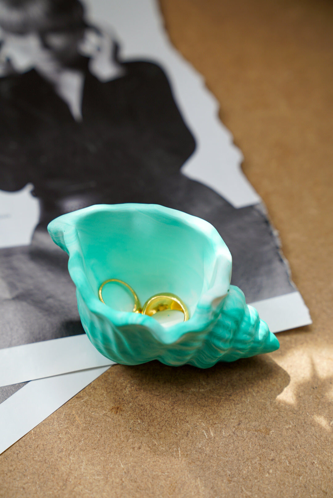 Shell Jewellery Holder