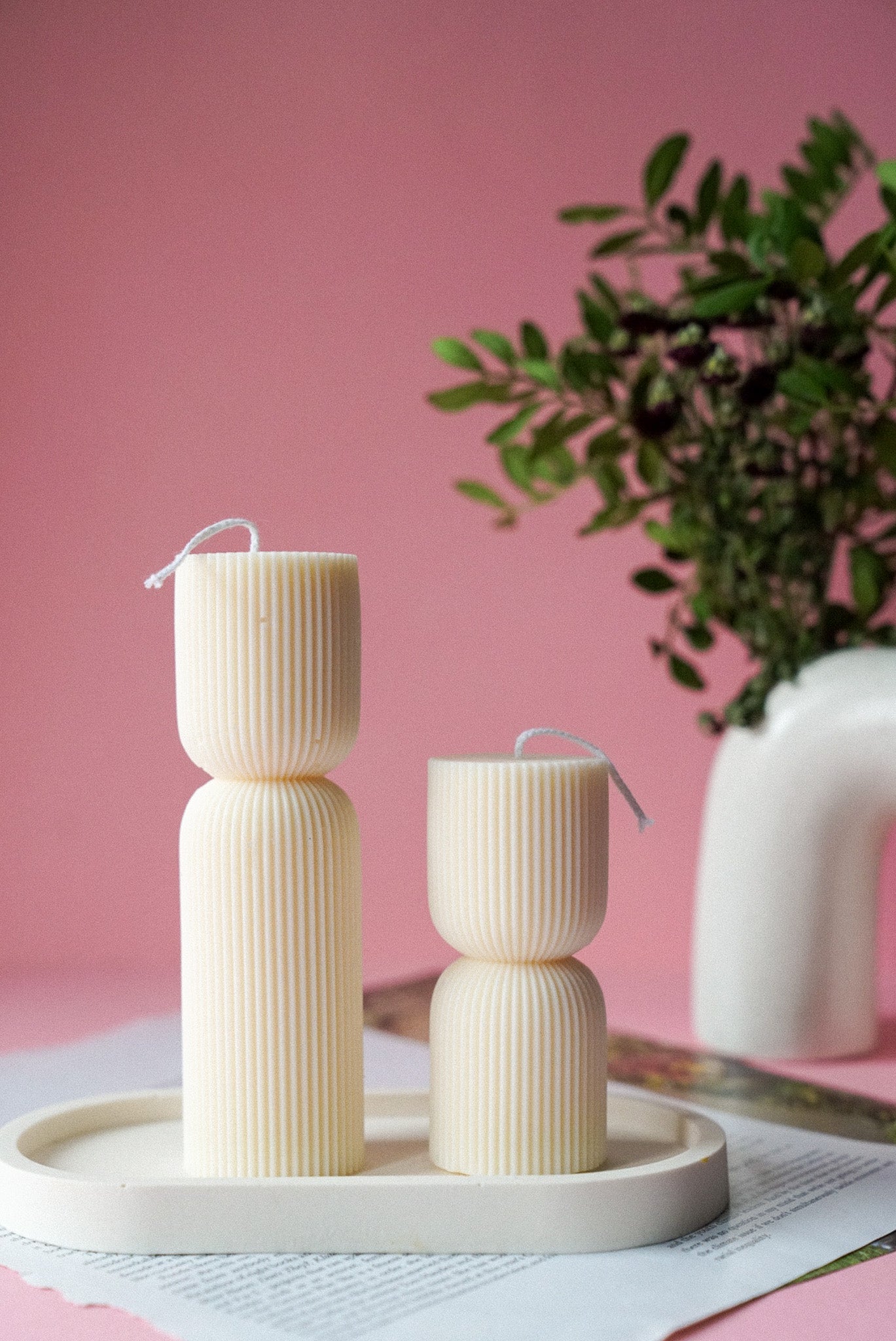 Hourglass Ribbed Candle Set