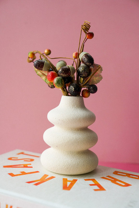 Cream Speckle Single Stem Vase