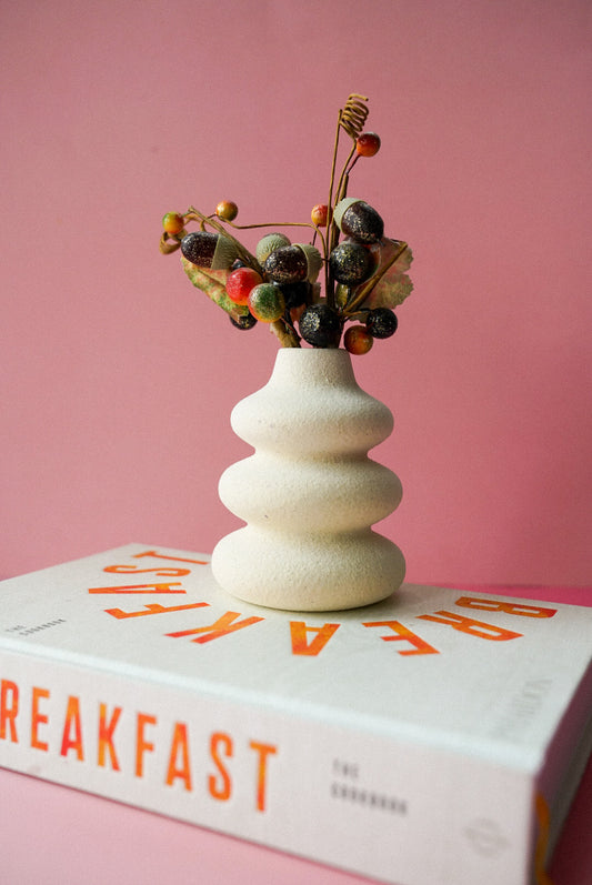 Cream Speckle Single Stem Vase