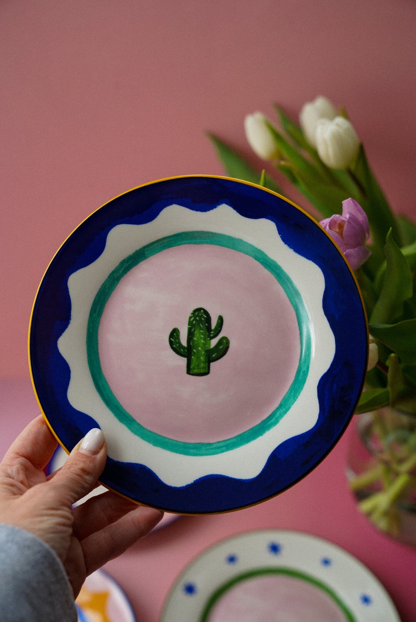 Set of 4 Icon Cake Plates