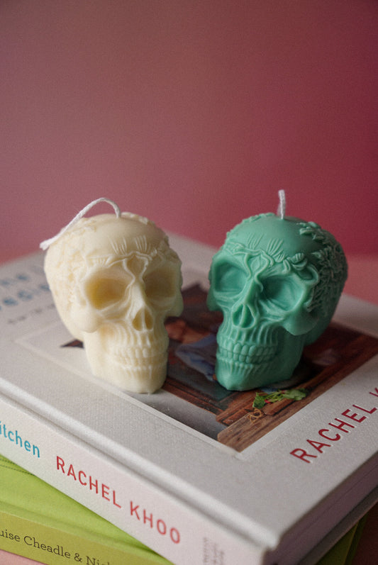 Midnight Haunter Skull Candle