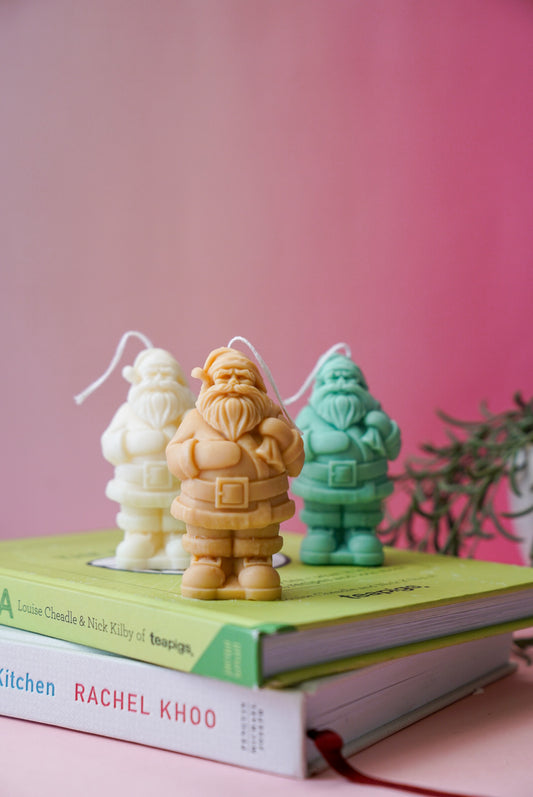 Santa’s Stocking Run Candle