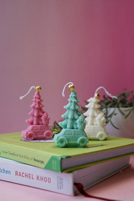 Mini Car W/ Christmas Tree Candles