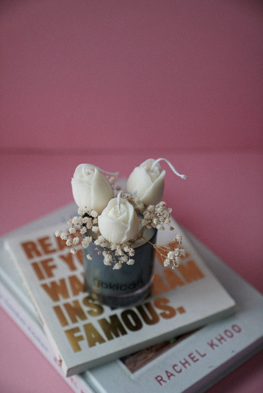 Tulip Garden in Grey