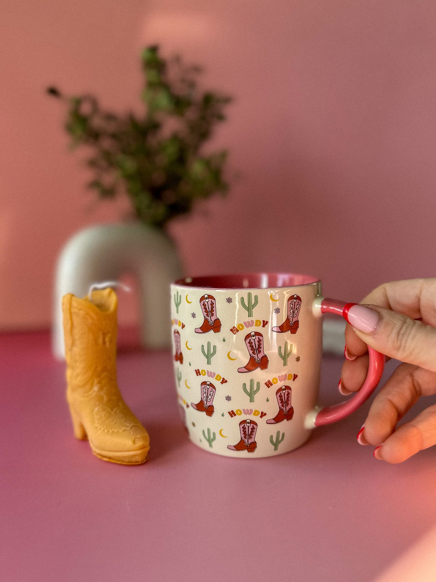 Howdy Pink Cowboy Boot Print Coffee / Tea Mug