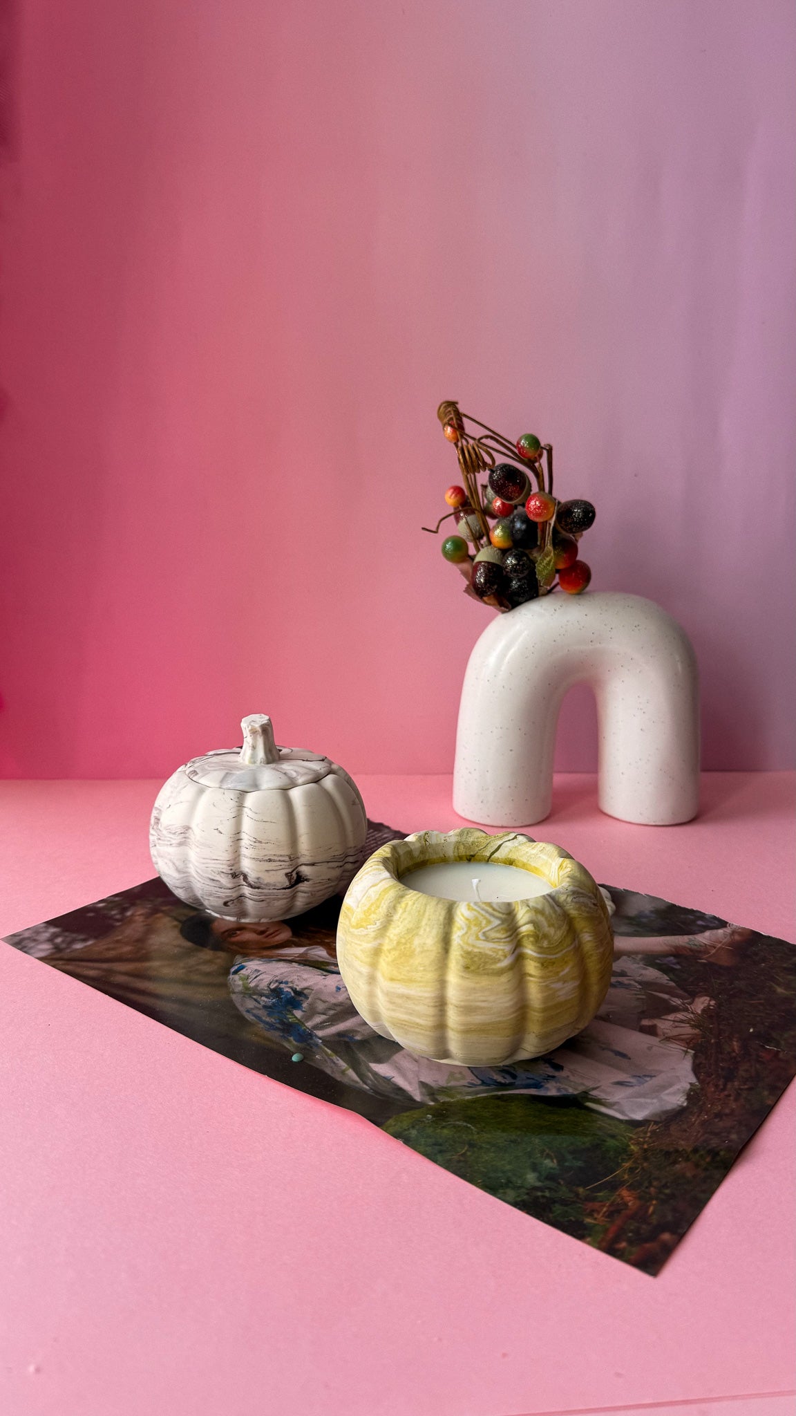 Minimalist pumpkin shaped candle