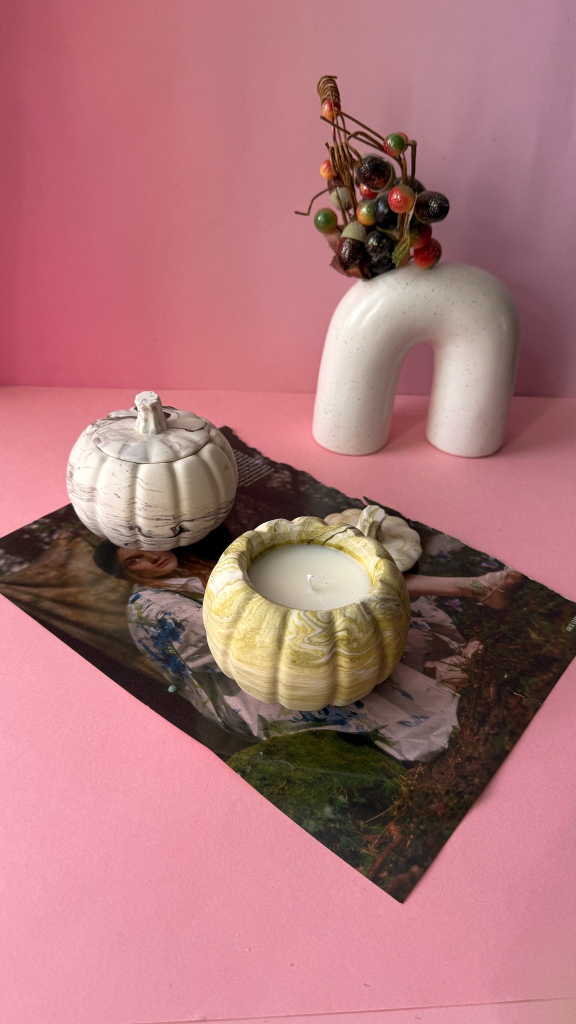 Minimalist pumpkin shaped candle