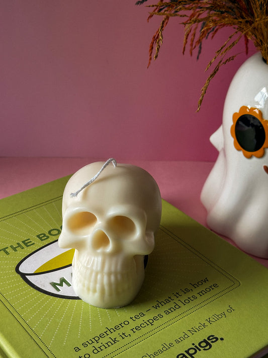 Big Skull Candle