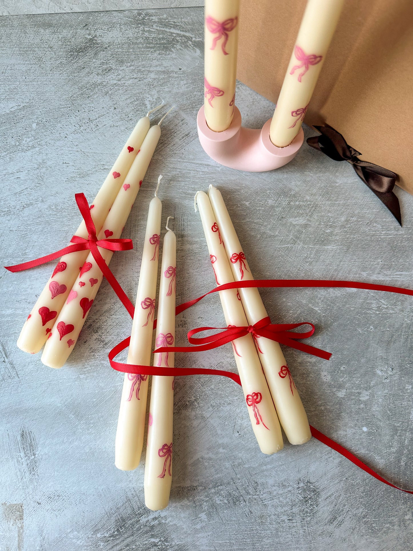 Bow Hand-Painted Pillar Candles / Pink U shape candle holder gift set