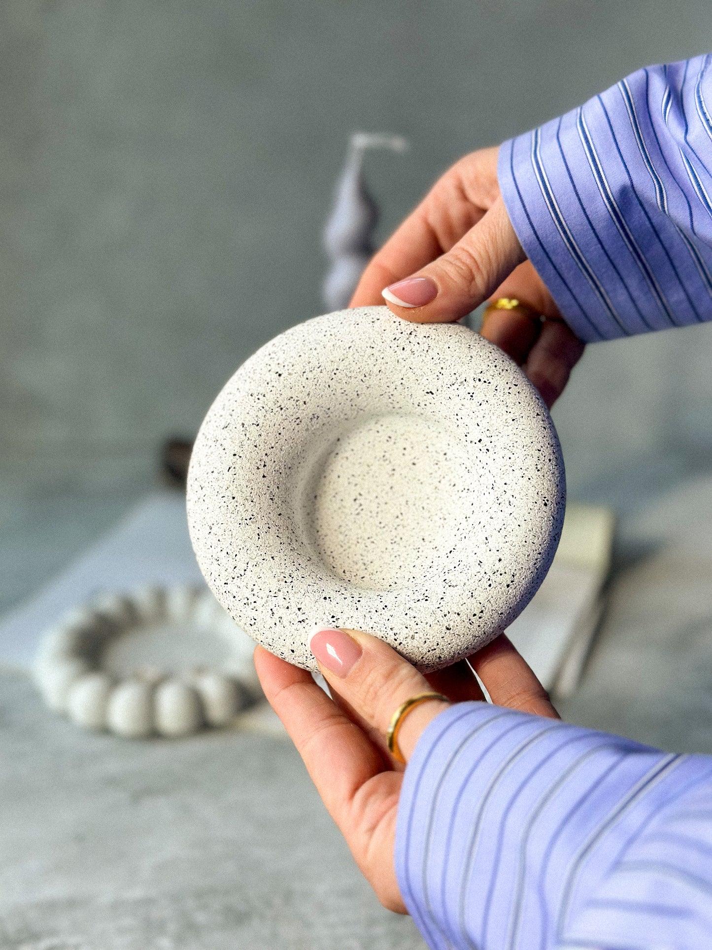 Earthy round Asymmetric Stone Texture - Jewellery Tray