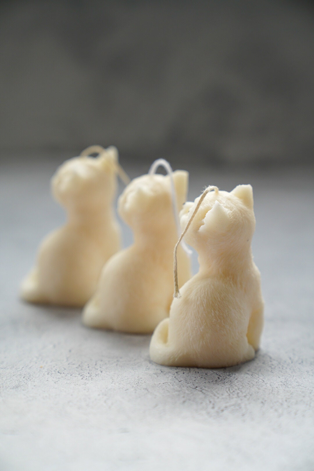 Sitting Cat Candle