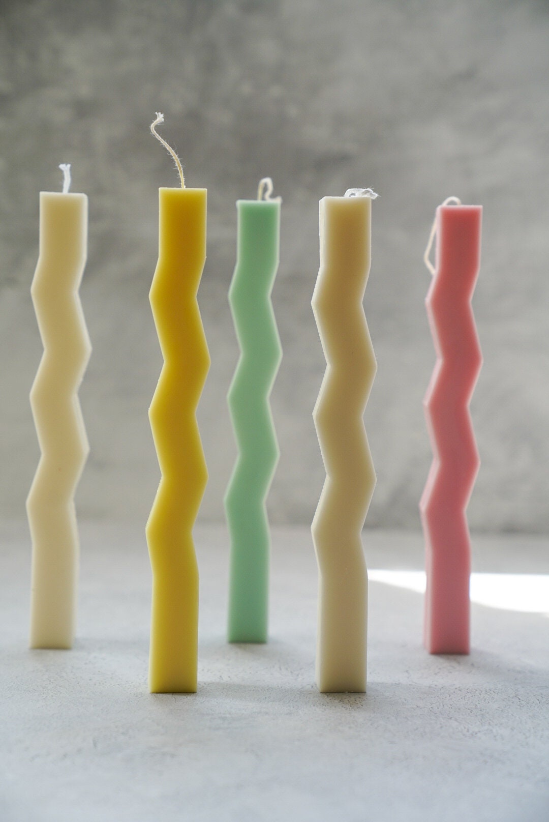 Zig Zag Free-Standing Candles