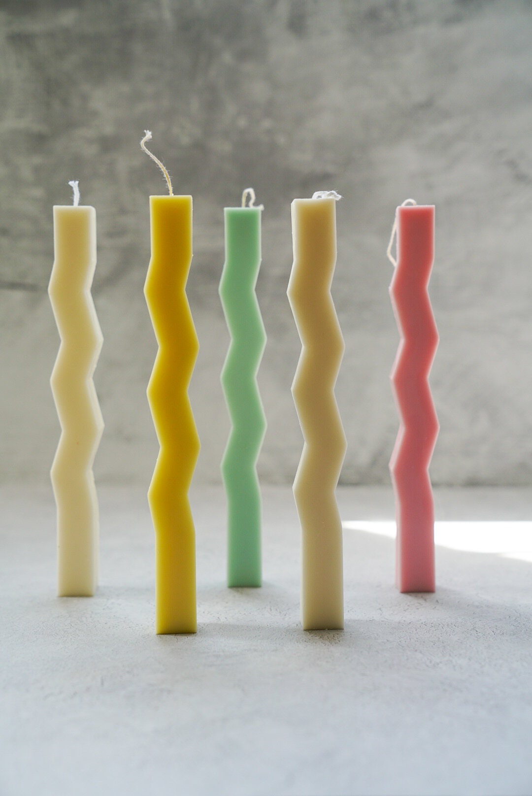 Zig Zag Free-Standing Candles