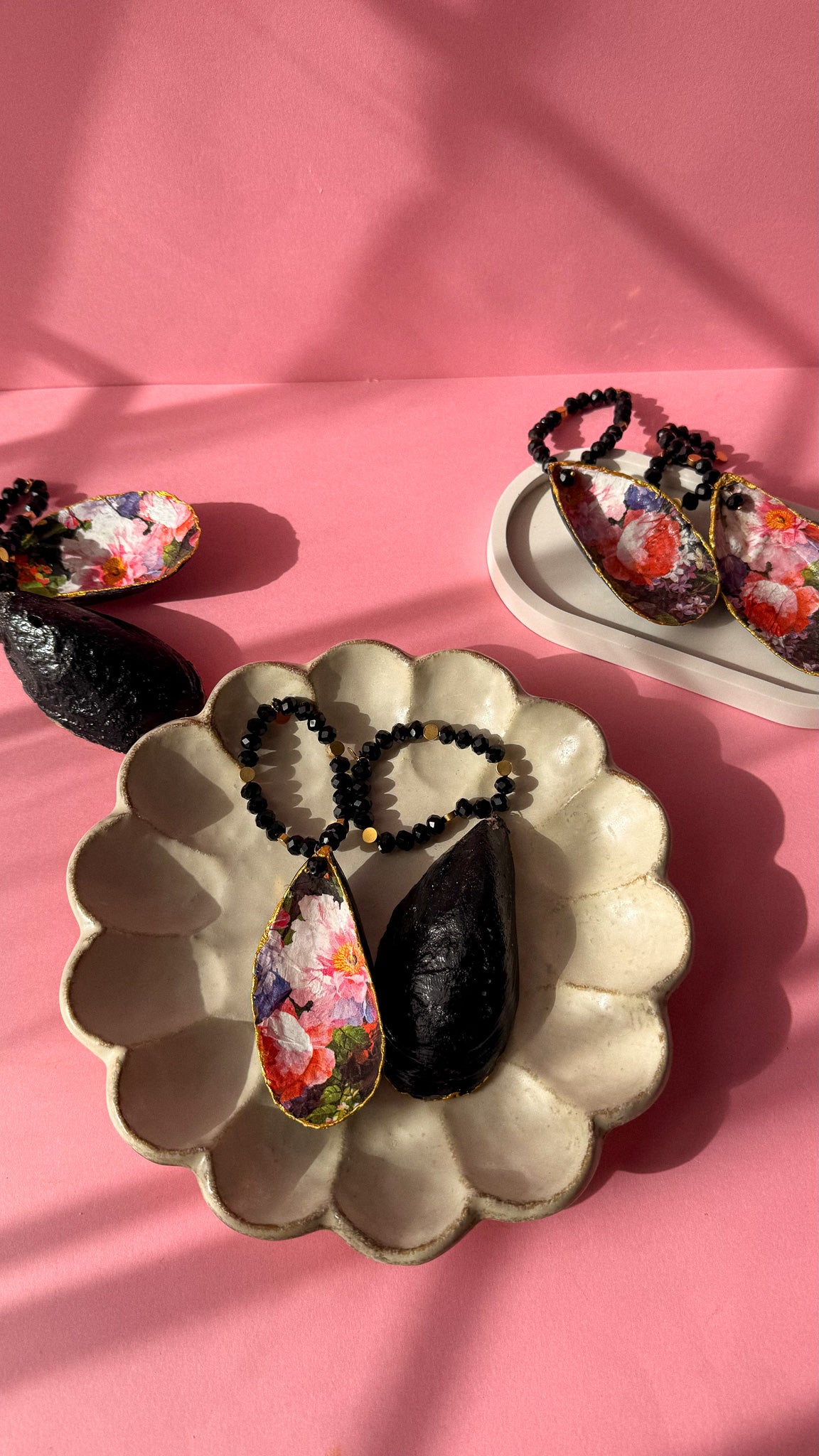 Set of 2 Handmade Floral Shell Napkin Rings with Black Beads