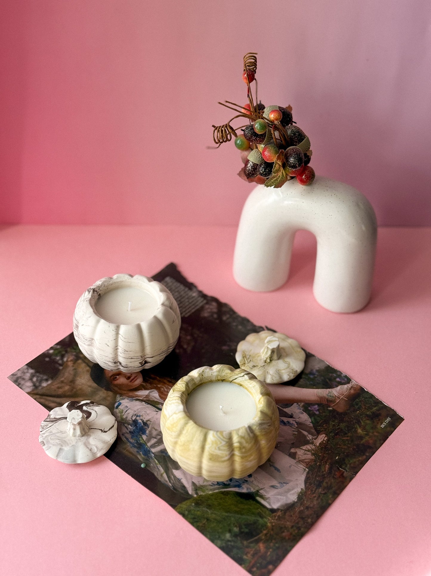 Minimalist pumpkin shaped candle