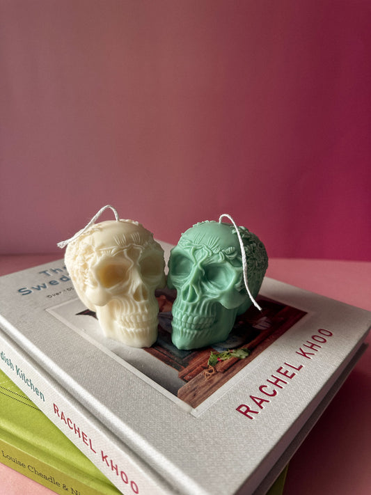 Midnight Haunter Skull Candle
