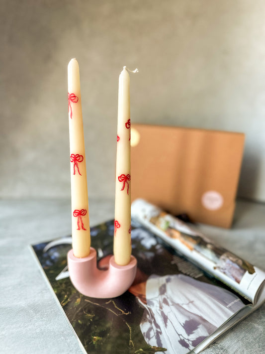 Red Bow Hand-Painted Pillar Candles / Pink U shape candle holder on magazine