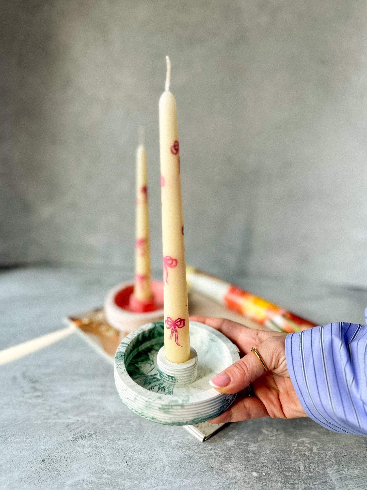 Round Candlestick Holder