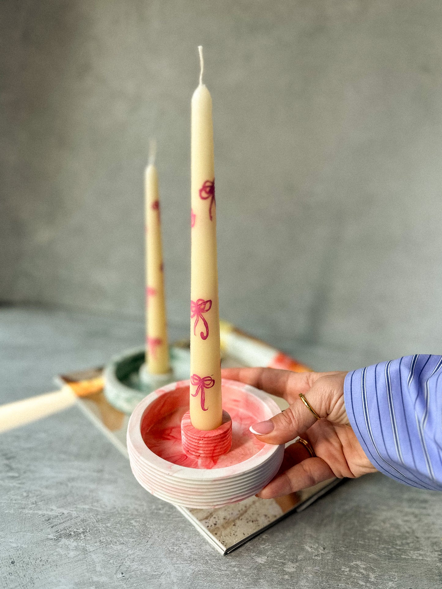 Round Candlestick Holder