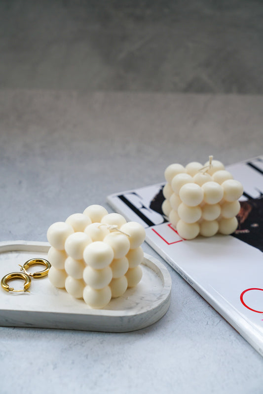 Ivory bubble candle with jewellery tray