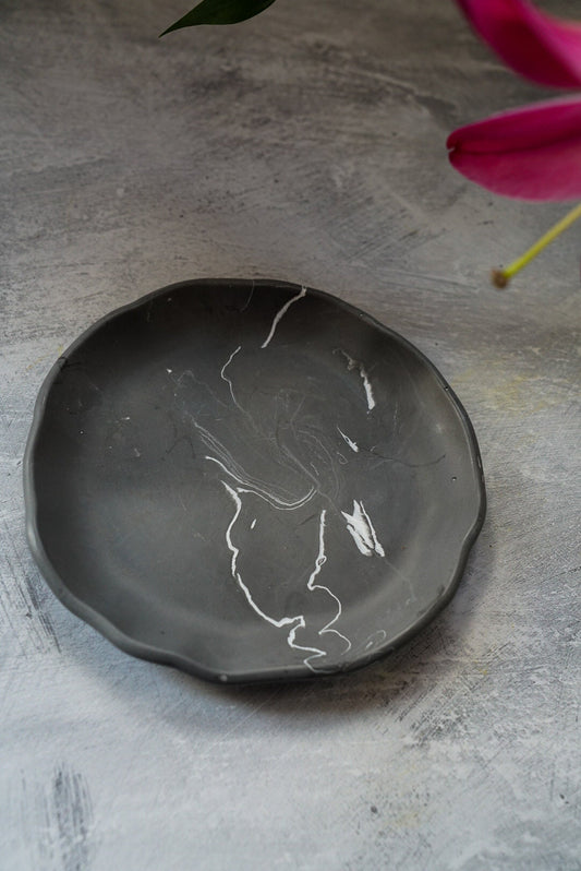 Large Round Jewellery Dish